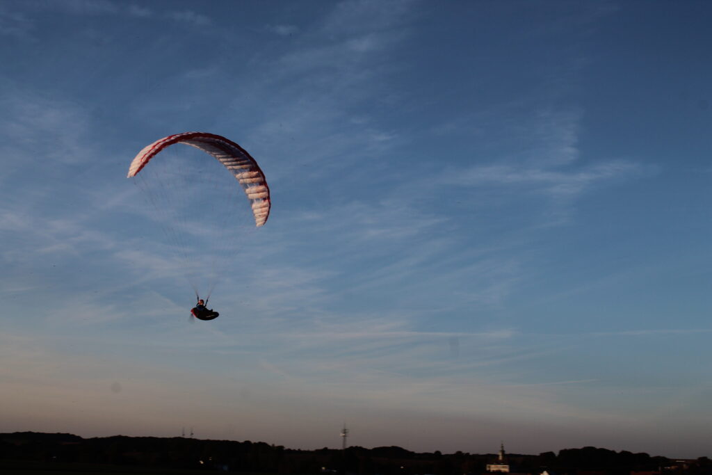 stable_21_race_rast_sonnenuntergang_geithain_para_aviation_rc_gleitschirm_rc_paragliding