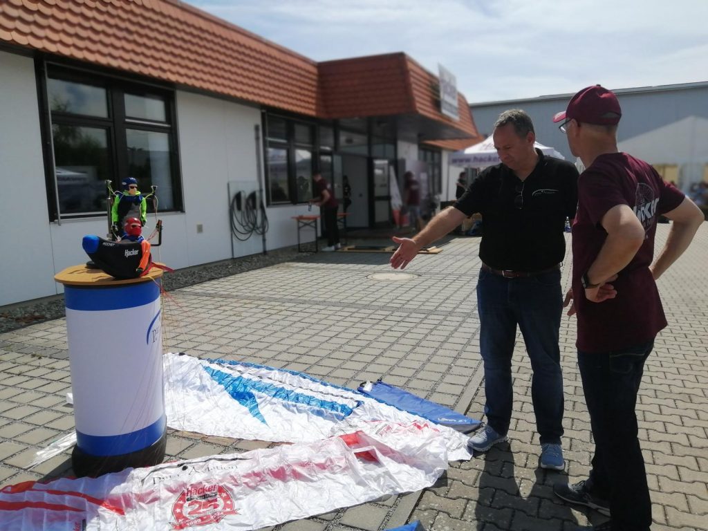 Para Aviation RC Rico Priesnitz im Gespräch mit Rainer Hacker über die Gleitschirm Entwicklung