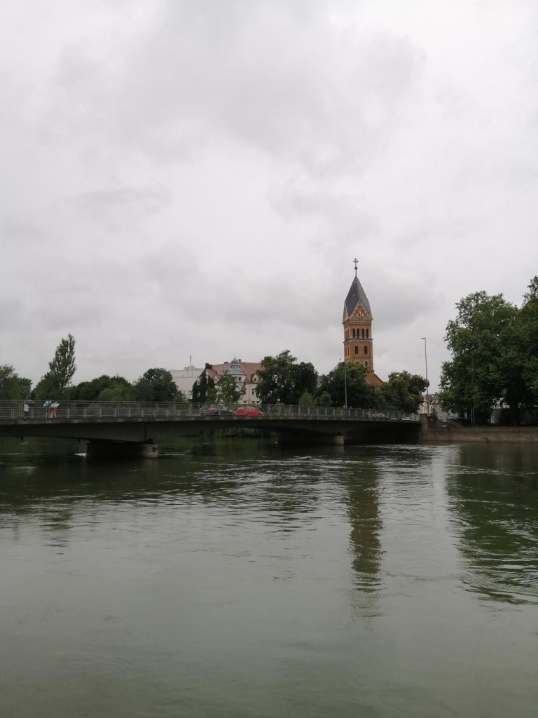 Landshut an der Isar mit Blick auf die St. Martin Kirche