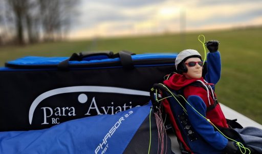 pilot_noah_sitzgurtzeug_noah_ rc_gleitschirm_Phasor_RAST_para_aviation_rc_transporttasche_paraglider