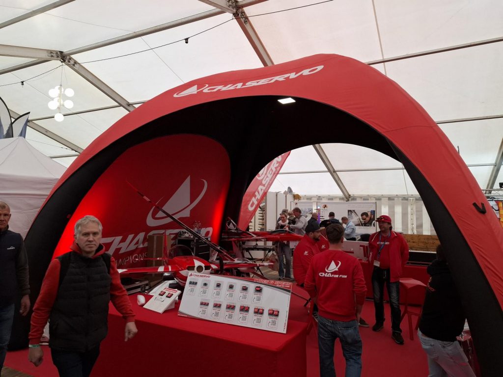 Prowing 2025. Bad Sassendorf. Am Stand von ChaServo.