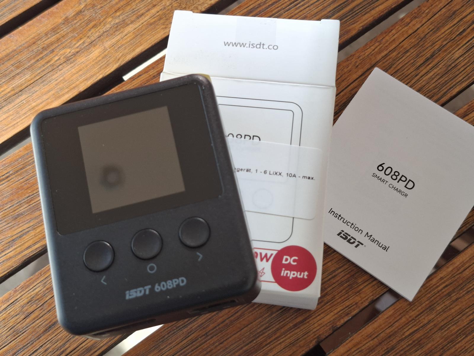 ISDT 608PD ein Ladegerät  von ISDT mit einem USB Anschluss