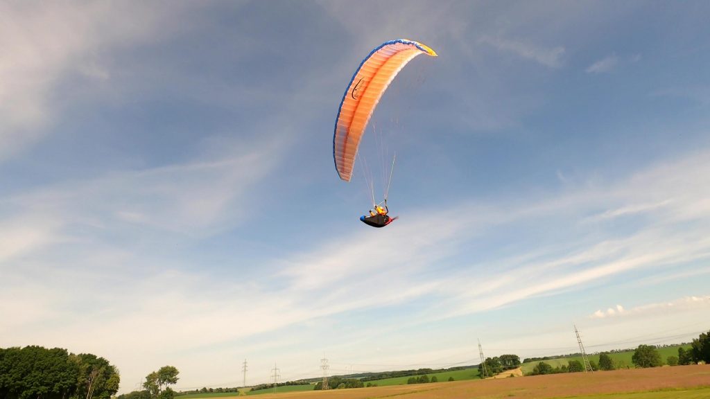 RC-Gleitschirm auf dem Modellflugplatz MFV Claussnitz. Doubleksin Phasor 2.3 RAST. Para Aviation RC
