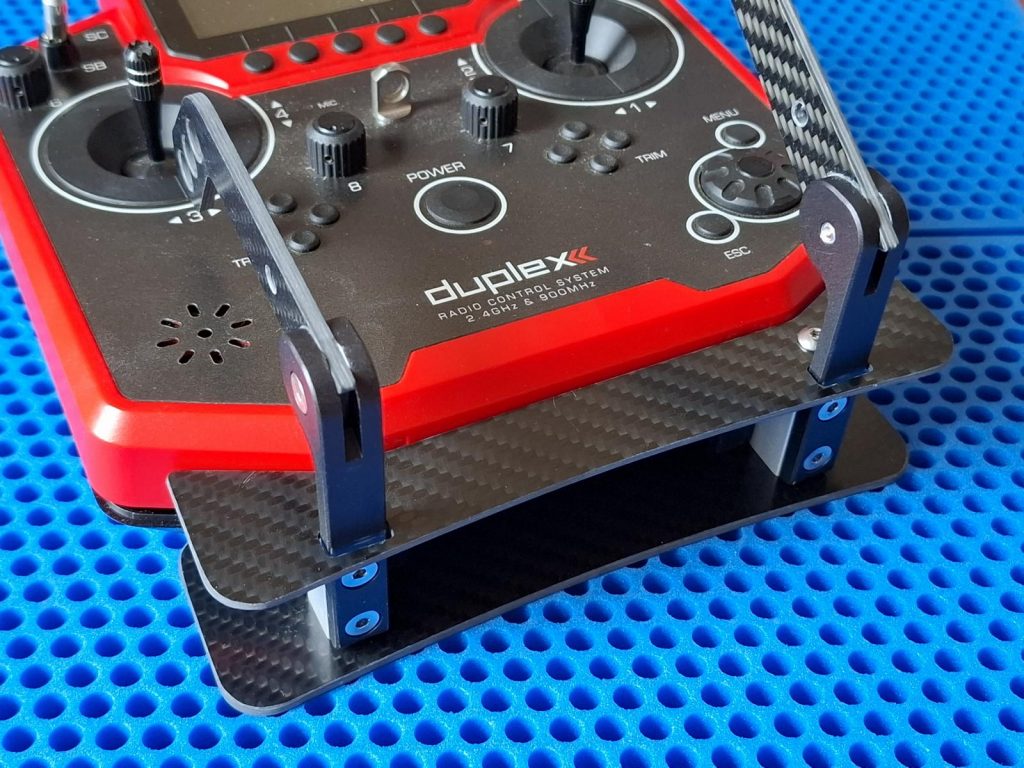 jeti_ds12_Pult ohne Handauflagen. Bausatz zusammengebaut. MB-Modelltechnik