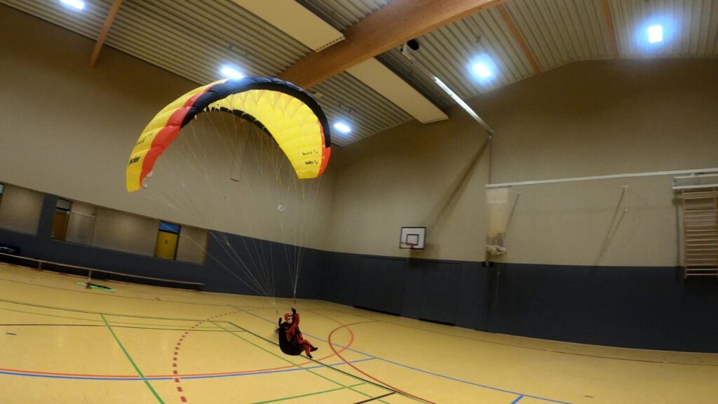 Hacker Cloud 1.0 mit Pilot Robin V2 und Klapppropeller