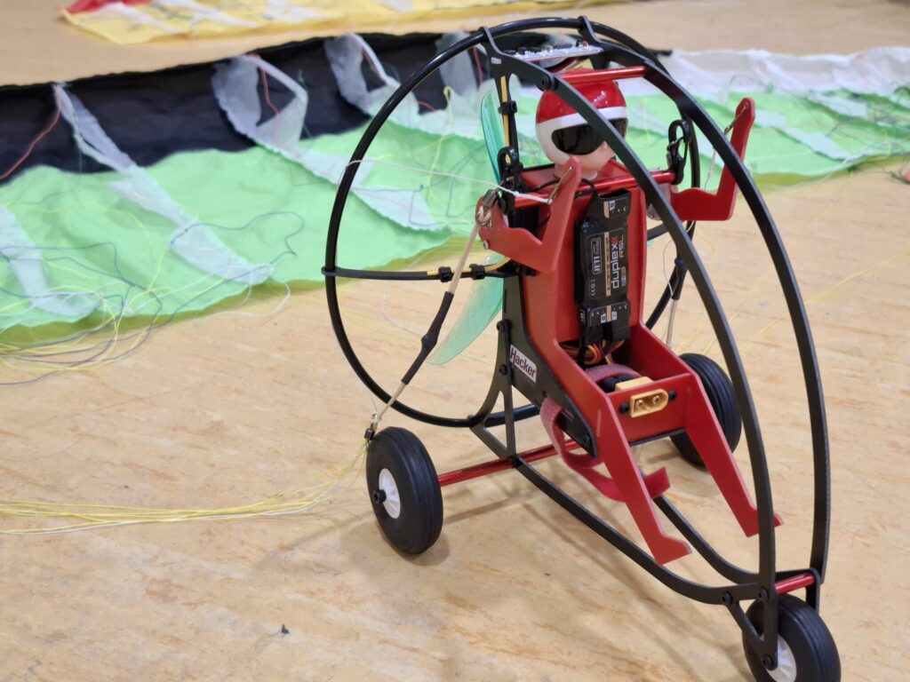 RC-Para Trike für einen Cloud 05