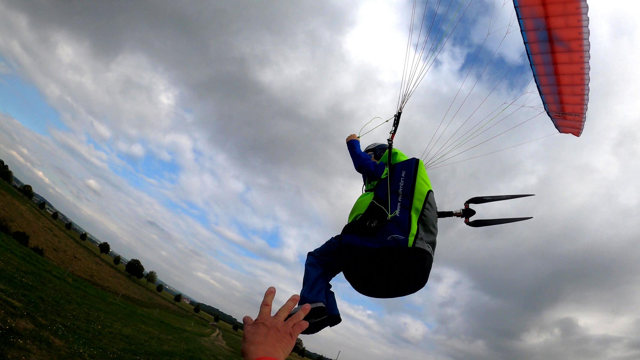 Pilot Noah ST mit Sitzgurtzeug Libra ST erster Start
