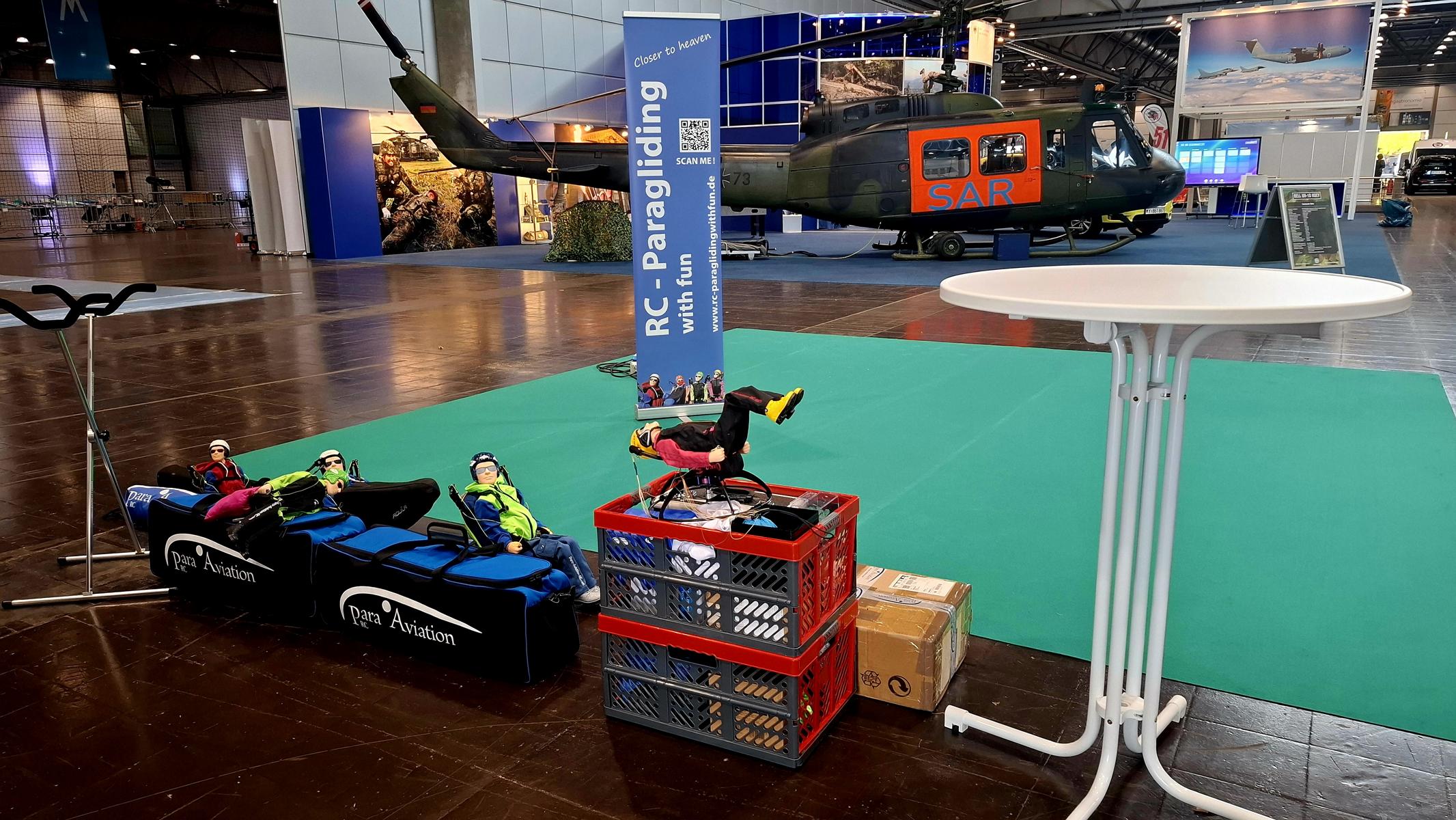 Hobbymesse Leipzig 2026 Halle 5 Stand B21 RC-Paragliding with fun. Standaufbau